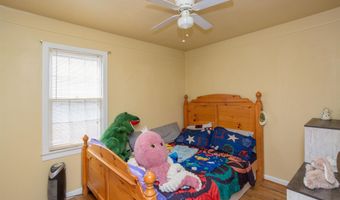 912 S 6th St, Artesia, NM 88210
