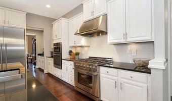 41209 SPECKLED WREN Ct, Aldie, VA 20105