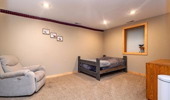 3005 W Lake Jessie Dr SE, Alexandria, MN 56308