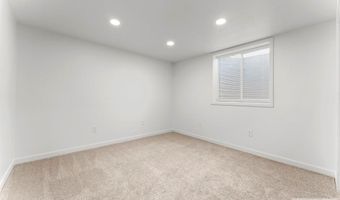 2755 Ross Ave, Ammon, ID 83406