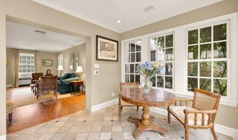 3931 MASSACHUSETTS Ave NW, Washington, DC 20016