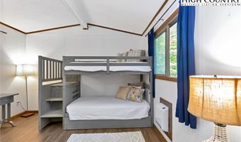 236 Laurel Ridge Rd, Banner Elk, NC 28604