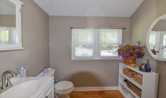 102 Langley St, Abbeville, SC 29620