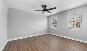 11 VETERANS Ct, Bayonne, NJ 07002