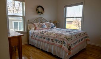 198 W Lake Dr, Arlington, SD 57212
