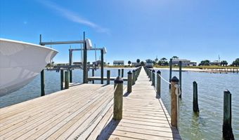 1630 Alligator Dr, Alligator Point, FL 32346