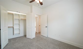 8 McDole Ln, Bella Vista, AR 72715