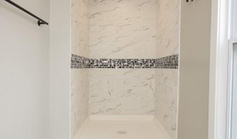 111 N 6th St, Beresford, SD 57004