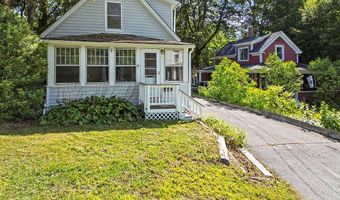 32 Murray St, Augusta, ME 04330