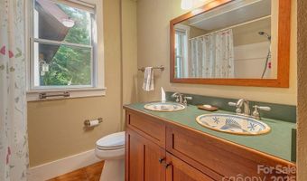 54 Spooks Branch Rd, Asheville, NC 28804