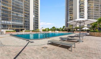 20379 W Country Club Dr 2333, Aventura, FL 33180