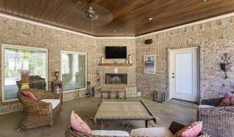 1606 HILLDALE, Alexander, AR 72002