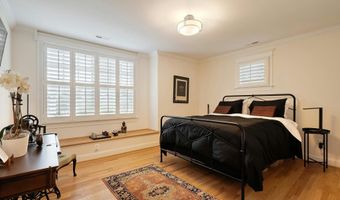 2807 1ST Rd N, Arlington, VA 22201