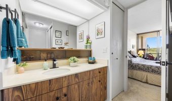 1717 Mott Smith Dr 2904, Honolulu, HI 96822
