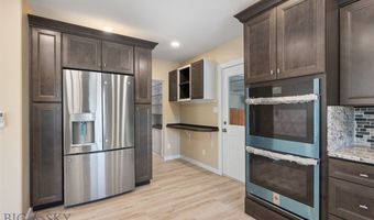 411 W 7th St, Anaconda, MT 59711