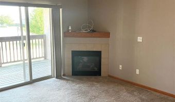 1010 240th St NE 5, North Liberty, IA 52317