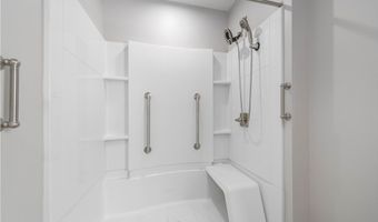 373 Pebble Creek Ct, Amherst, OH 44001