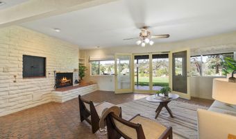 230 Avocado Pl, Camarillo, CA 93010