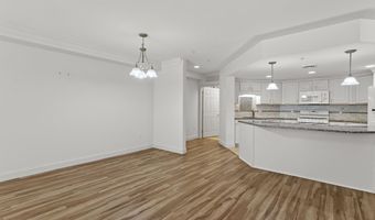65 Hawthorne Dr 106, Bedford, NH 03110