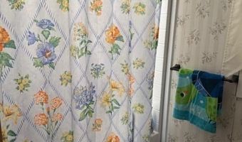 153 Sparrow Dr, Augusta, ME 04330