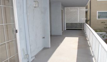 11667 Gorham Ave 306, Los Angeles, CA 90049