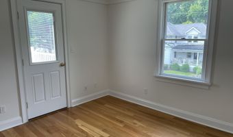 34 Suburban Ave, Cos Cob, CT 06807