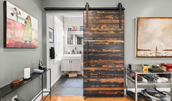 15 SEATON Pl NE 2, Washington, DC 20002