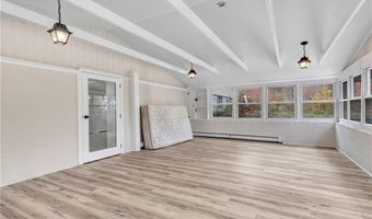 8 Sojo Rd Legal In-Law, Brookfield, CT 06804