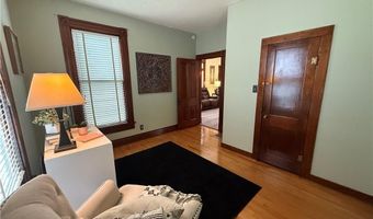 610 N 5th St, Atchison, KS 66002