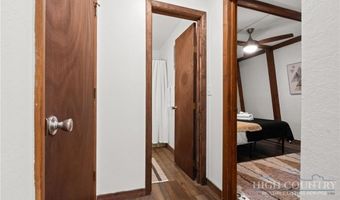 30 Creekside Dr A, Banner Elk, NC 28604
