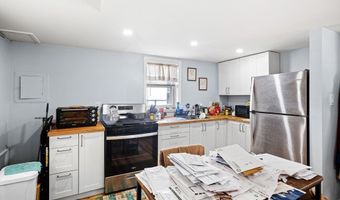 203 ALBANY Ave, Barrington, NJ 08007