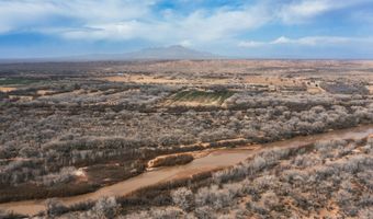 22 Paizalas Dr, Bosque, NM 87006