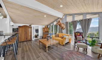 17535 Bear Valley Ln, Escondido, CA 92027