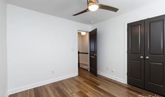 1348 Green Oaks Ln L, Charlotte, NC 28205