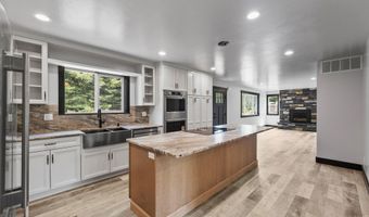 2721 W Seasons Rd, Athol, ID 83801