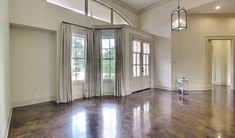7470 Sevenoaks Ave, Baton Rouge, LA 70806