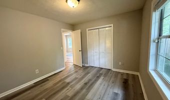 1010 DEKALB St, Auburn, GA 36830