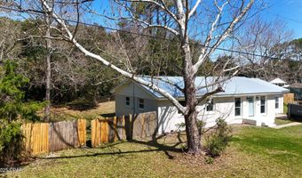 53 Bayshore Dr, Apalachicola, FL 32320
