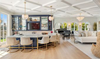85 Nayatt Rd, Barrington, RI 02806