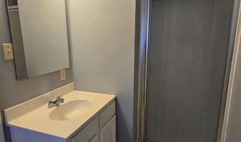 909 W 4th St, Bicknell, IN 47512