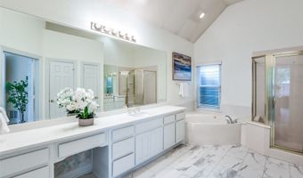 3752 Park Pl, Addison, TX 75001