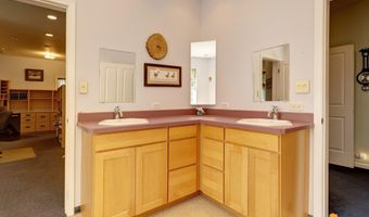 6550 E 112th Ave, Anchorage, AK 99516