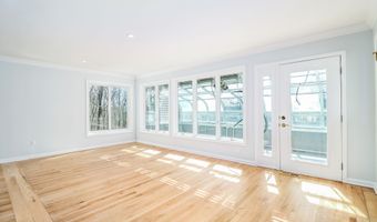 73 A Long Meadow Hill Rd, Brookfield, CT 06804