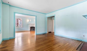55 Hunter Ave, Newport, RI 02840