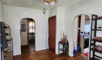 805 E 5th St, Atlantic, IA 50022