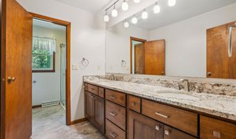 30020 Prier, Dyersville, IA 52040
