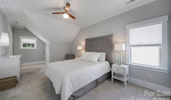 3015 Commonwealth Ave, Charlotte, NC 28205