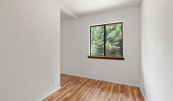 35158 Annapolis Rd, Annapolis, CA 95412
