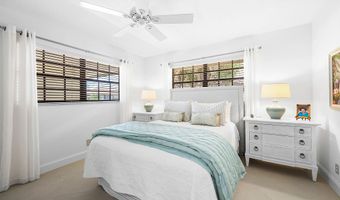 481 Forestview Dr, Atlantis, FL 33462