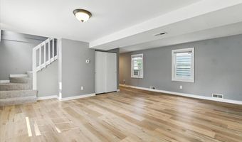 42448 N Lake Ave, Antioch, IL 60002